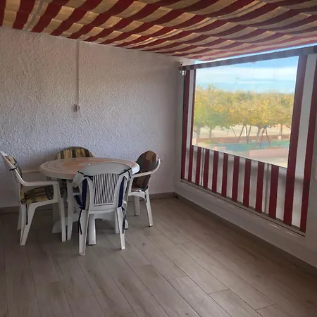 Modern In With Spacious Terrace And 250m From The 公寓 *